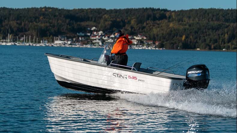 En kompakt arbeidsbåt for krevende værforhold. Men hvordan er Sting 535 Pro?